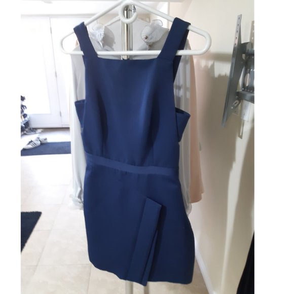 Blue onepiece - Picture 2 of 3